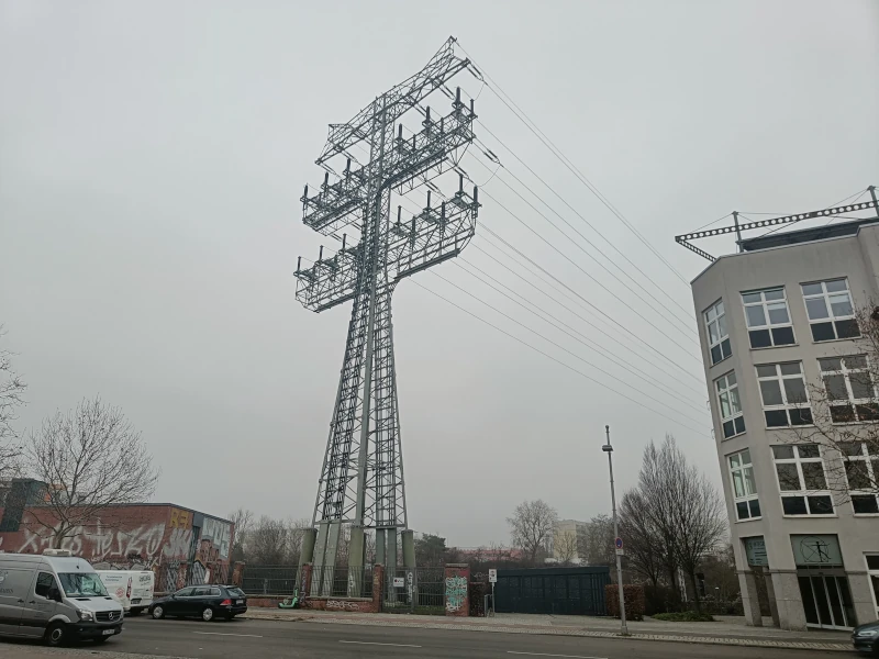 Kabelendmast an der Hermann Blankenstein Straße in Berlin