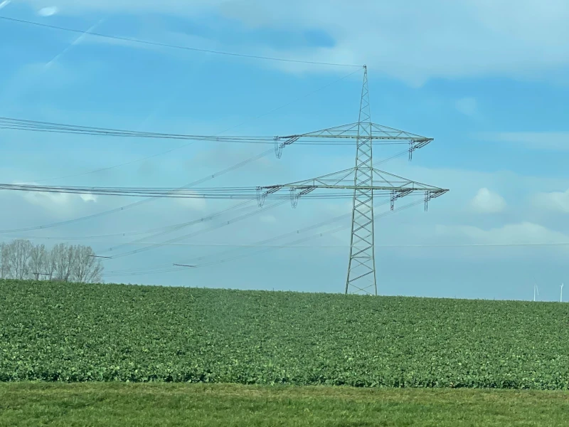 Winkelabspannmast bei Oberlichtenau